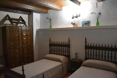 Cama o camas de una habitación en Casa Rural Santa Ana TR-BA00322
