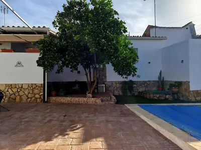 Piscina en o cerca de Villa La Luna CHALET COMPLETO
