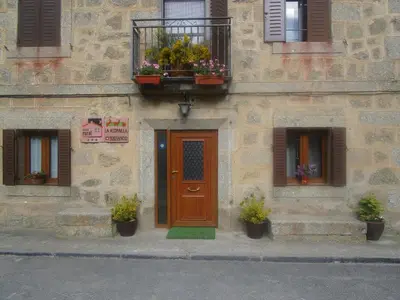 Fachada o entrada de Holiday Home La Asomailla
