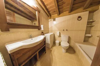Un baño de La Noria