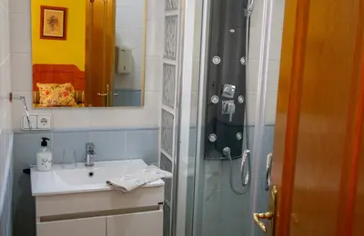 Un baño de La Viña
