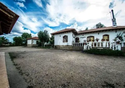 Edificio en el que se encuentra la casa o chalet