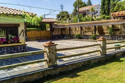 Jardín al aire libre en Hotel Rural La Majada