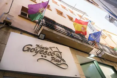 Certificado, premio, señal o documento que está expuesto en Hostal Goyesco Plaza