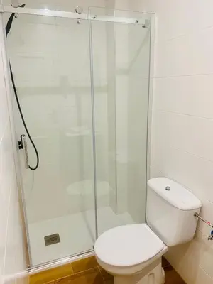 Un baño de Hostal La Taberna