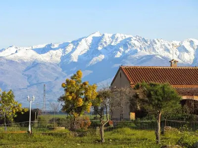 Paisaje cerca of this country house