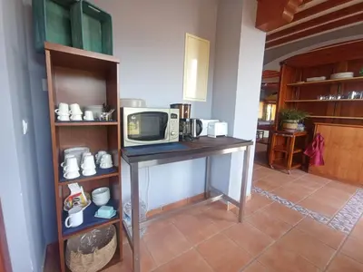 Una cocina o zona de cocina en Águilas de Fuente Empedrada