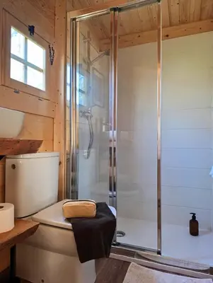 Un baño de Camping Arribes del Duero
