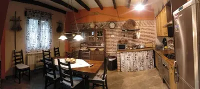 Una cocina o zona de cocina en Casa Rural El Corral de la Antigua