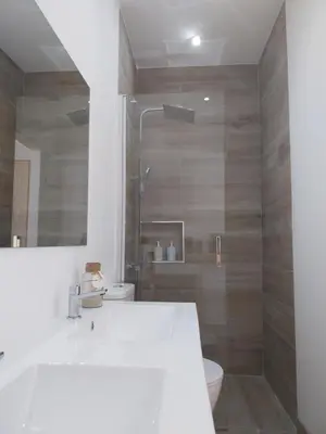 Un baño de LR BÉJAR JARDíN