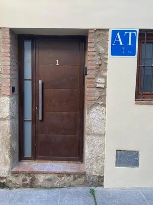 Fachada o entrada de Caleros 8 - Apartamento 1