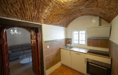Una cocina o zona de cocina en Destino Deluxe Suite Alvear Cáceres