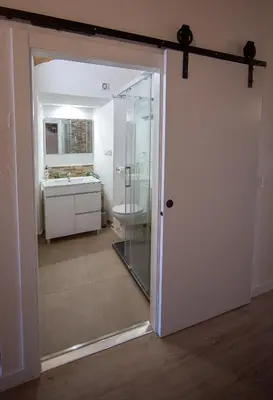 Un baño de Destino Deluxe Suite Alvear Cáceres
