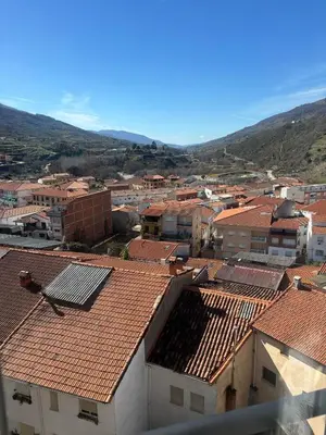 Vista general de una montaña o vista desde el apartamento