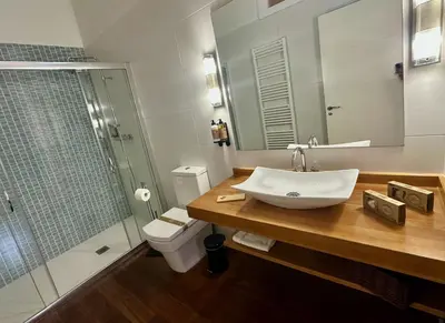Un baño de Hanami House Boutique 4 Estrellas Valle del Jerte