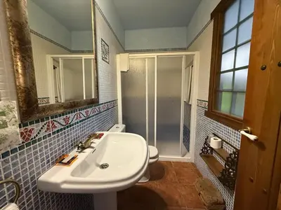 Un baño de Casa Rural La Almazara Del Cristo