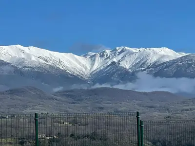 Vista general de una montaña o vista desde el apartamento