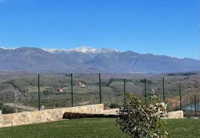 Vista general de una montaña o vista desde el apartamento