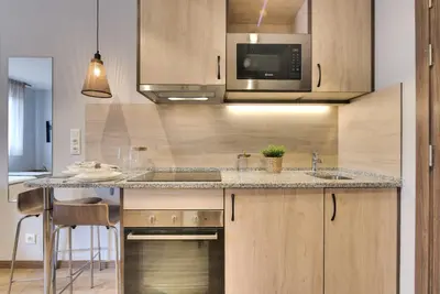 Una cocina o zona de cocina en Livensa Living Salamanca Albergue Juvenil