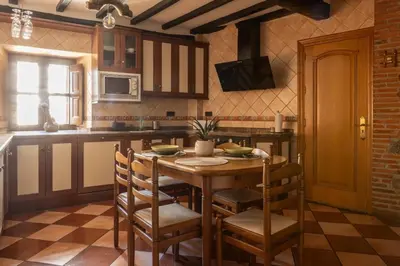Una cocina o zona de cocina en La casona de la alberca