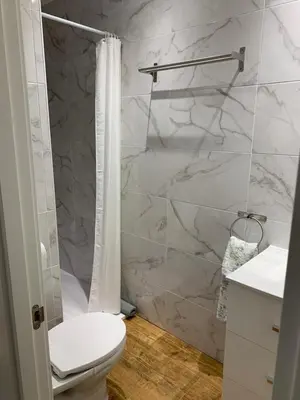 Un baño de Casa Camino Real a Guadalupe