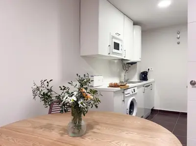 Una cocina o zona de cocina en ChillaHomes 001