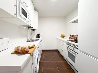 Una cocina o zona de cocina en ChillaHomes 001