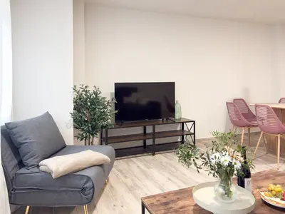 Una televisión o centro de entretenimiento en ChillaHomes 201