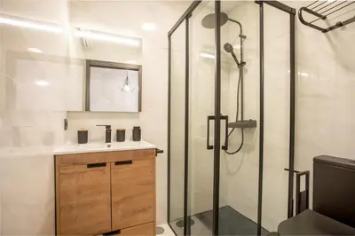 Un baño de Apartamento Suite Puerta del Sol II