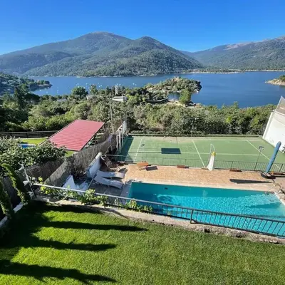 Villa con piscina