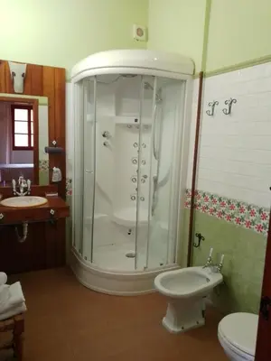 Un baño de Casa Rural La Flor del Naranjo