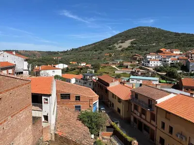 Vista general de una montaña o vista desde el hotel