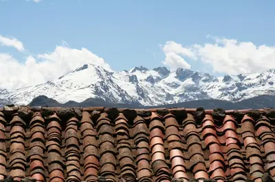 Vista general de una montaña o vista desde la casa o chalet