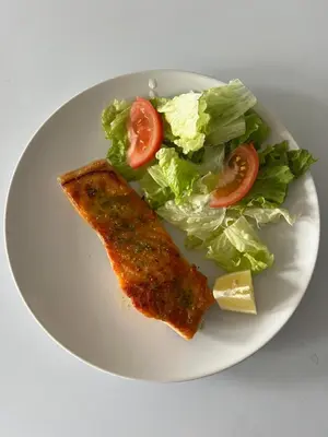 Comida en o cerca de este hotel