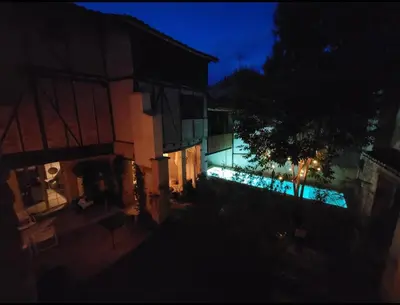 Piscina en o cerca de Relax en casona única Lanueva Candeleda patio compartido