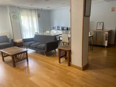 Una cocina o zona de cocina en REMANAL Residencia
