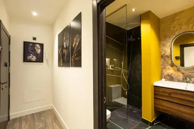 Un baño de Mayor Fantasiii