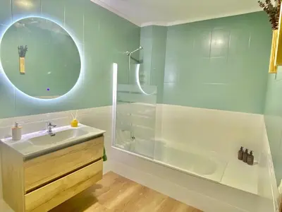 Un baño de Cómodo apartamento a un paso del centro de Salamanca La Posada Charra 8 APART-37-278
