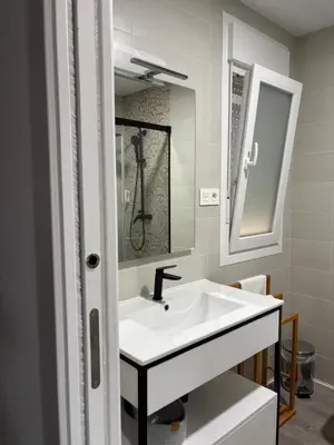 Un baño de Hostal Los Rosales