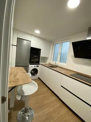 Una cocina o zona de cocina en Alojamiento - Las Murallas de Dulcinea