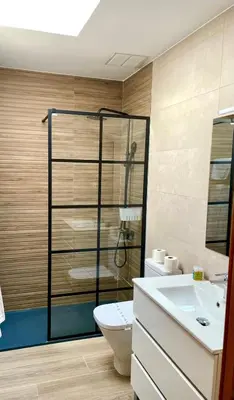 Un baño de Apartamentos Pico Almanzor