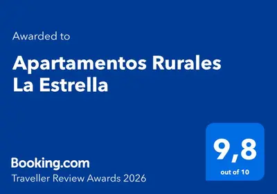 Certificado, premio, señal o documento que está expuesto en Apartamentos Rurales La Estrella