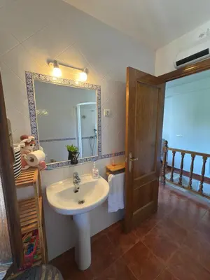 Un baño de La Casina Del Mercao