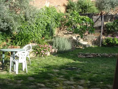 Jardín al aire libre en El balcón de Alange