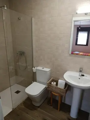 Un baño de Casa rural La Zarzosa