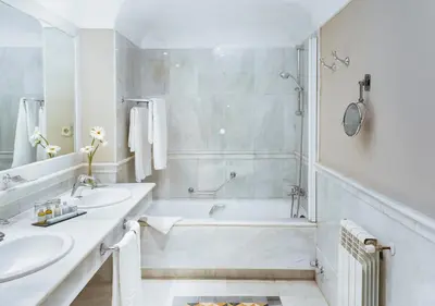 Un baño de Parador de Mérida