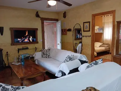 Cama o camas de una habitación en Casa Rural La Casita Roja
