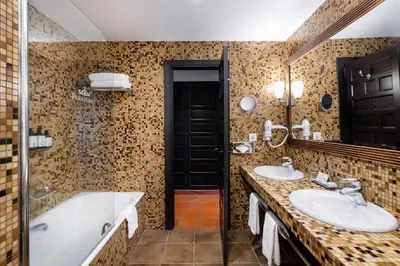 Un baño de Parador de Trujillo
