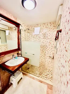 Un baño de La Leyenda de Candeleda