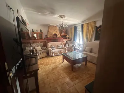 Zona de estar de Casa campo de 3 habitaciones con parcela